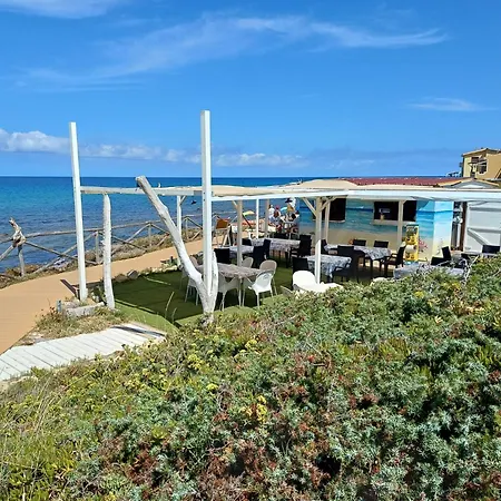 Casa Aniste 3* كاستيلساردو