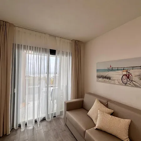 Casa Aniste 3* كاستيلساردو